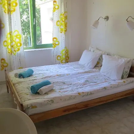 בית נופש Farm Holidays Silvercoast